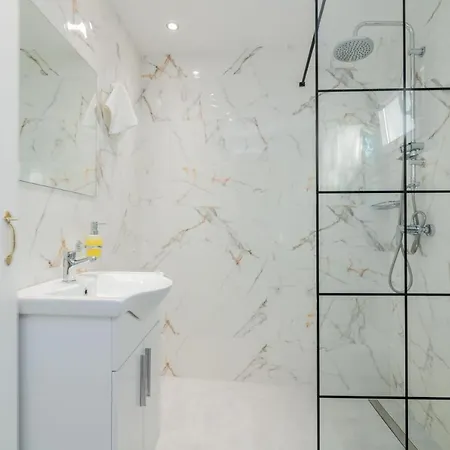 Apartahotel Kokkinos With Pool & Sea View, By Zantewize 4*