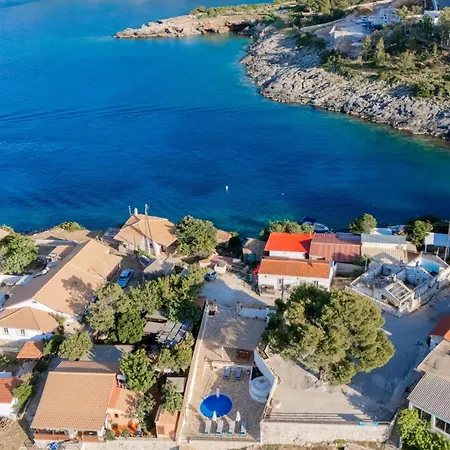 Kokkinos With Pool & Sea View, By Zantewize Lägenhetshotell *