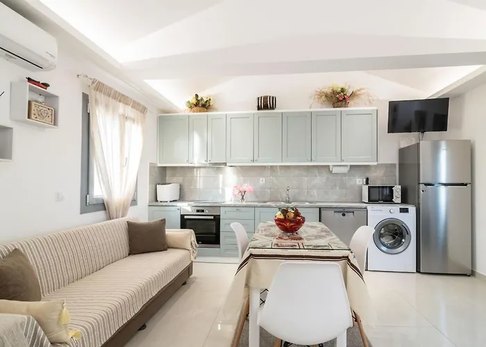 Aparthotel Kokkinos With Pool & Sea View, By Zantewize 4*