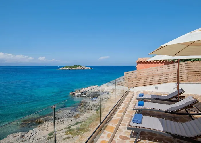 Kokkinos With Pool & Sea View, By Zantewize Aparthotel Skinária