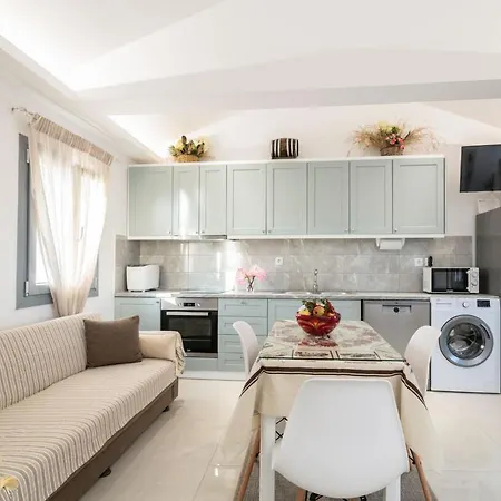Apart Otel Kokkinos With Pool & Sea View, By Zantewize 4*